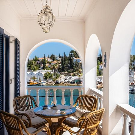 Porto Vecchio Luxury Suites Spetses Town Екстер'єр фото