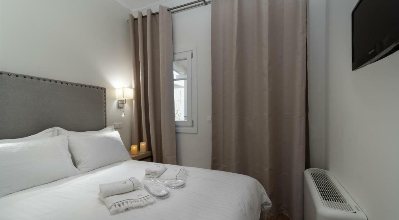 Porto Vecchio Luxury Suites Spetses Town Екстер'єр фото