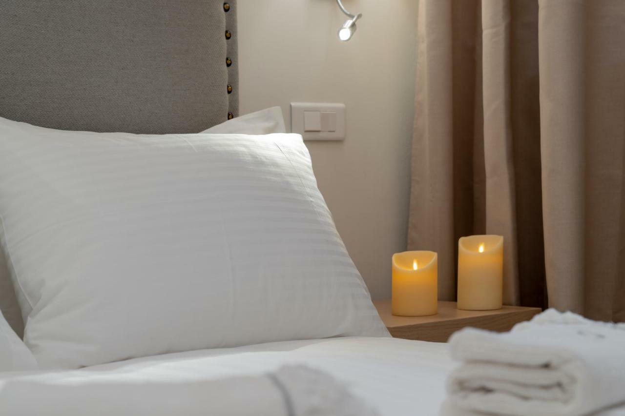 Porto Vecchio Luxury Suites Spetses Town Екстер'єр фото
