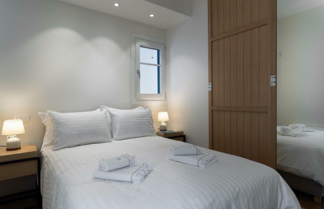 Porto Vecchio Luxury Suites Spetses Town Екстер'єр фото