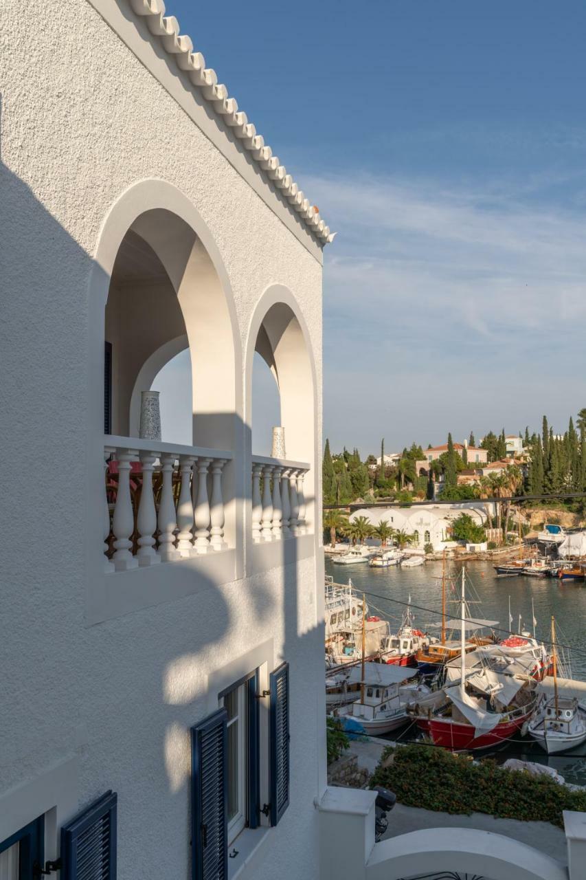 Porto Vecchio Luxury Suites Spetses Town Екстер'єр фото