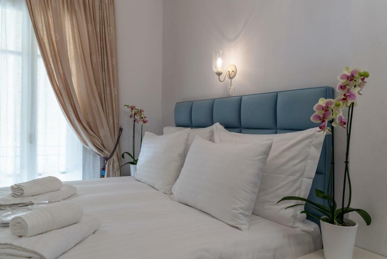 Porto Vecchio Luxury Suites Spetses Town Екстер'єр фото