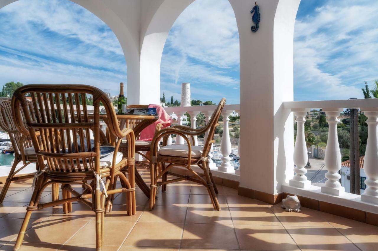 Porto Vecchio Luxury Suites Spetses Town Екстер'єр фото